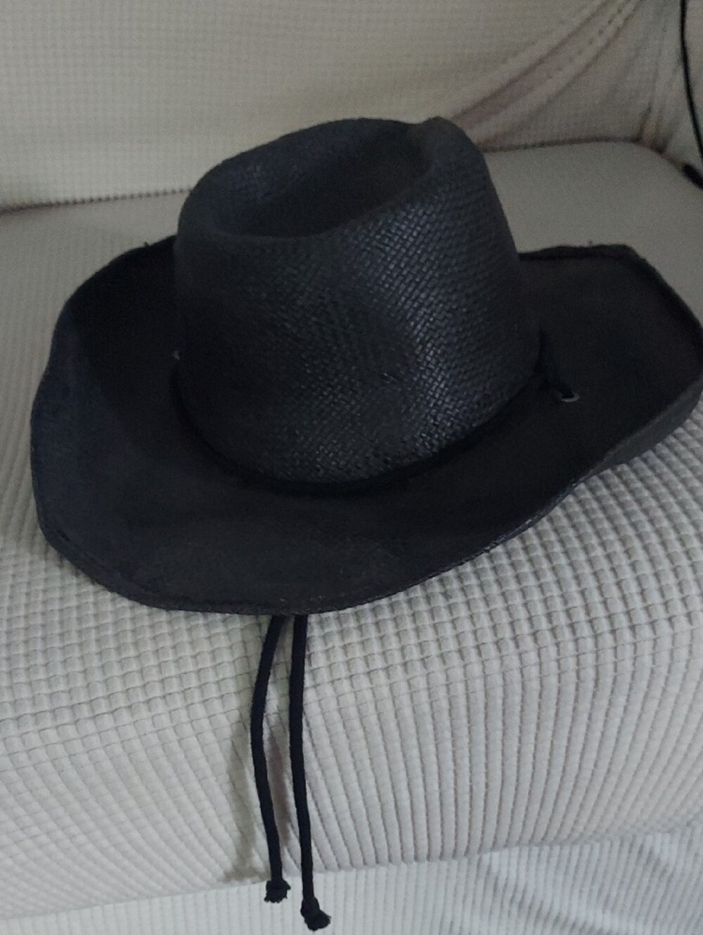 Minnetonka Black Western Hat with Concho - Picture 4 of 6